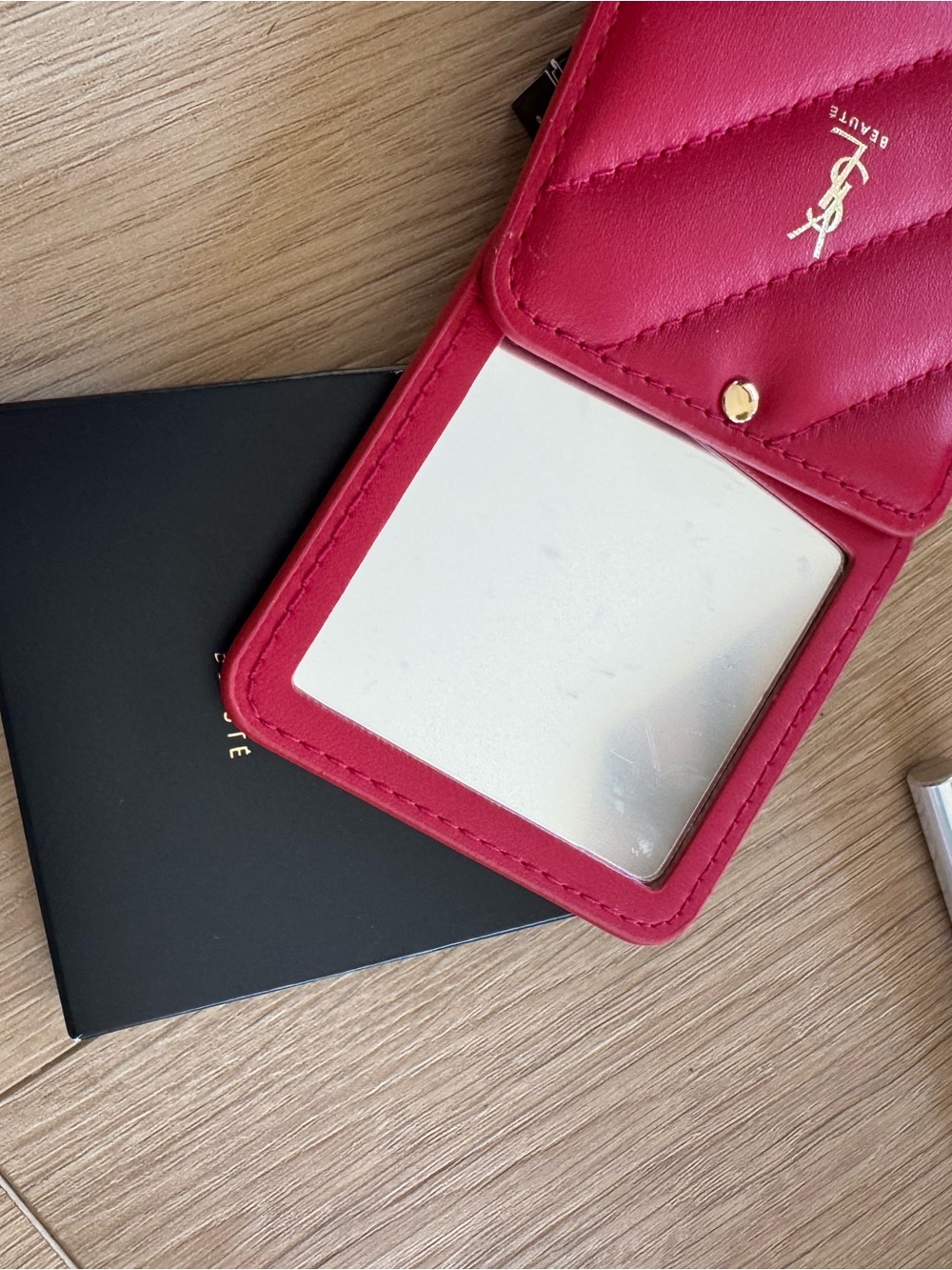YSL Beauté Red Quilted Folding Compact Mirror w/ Box New Rare